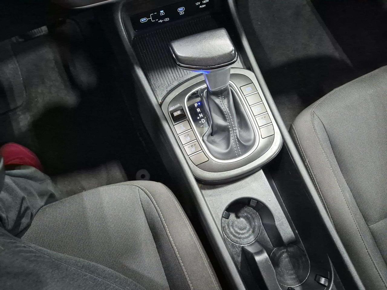 2024 Hyundai KONA Preferred AWD, Back Up Cam, Android Auto! Photo