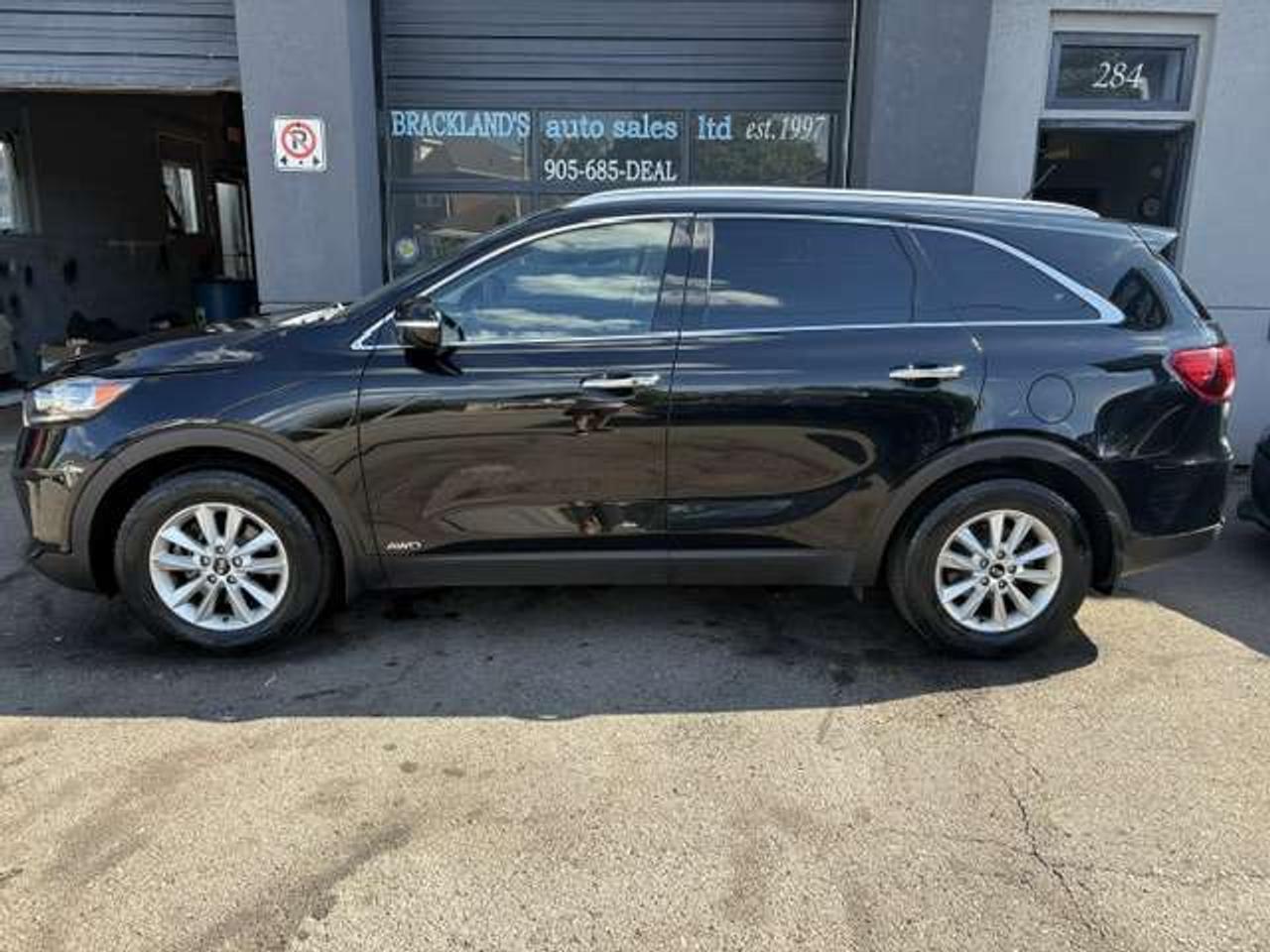2019 Kia Sorento EX, LEATHER, 7 PASSENGER, REVERSE CAM!! Photo1