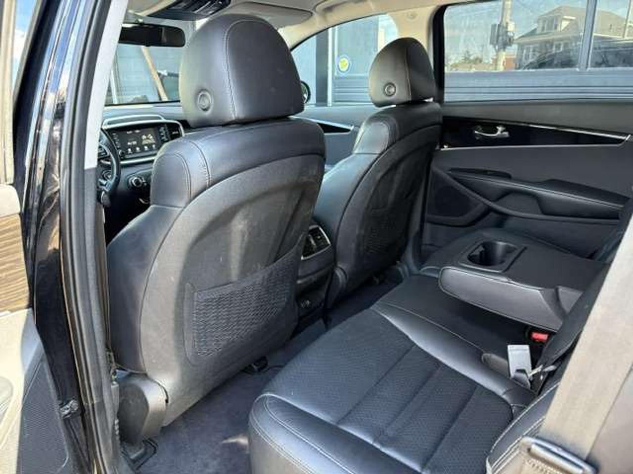 2019 Kia Sorento EX, LEATHER, 7 PASSENGER, REVERSE CAM!! Photo3