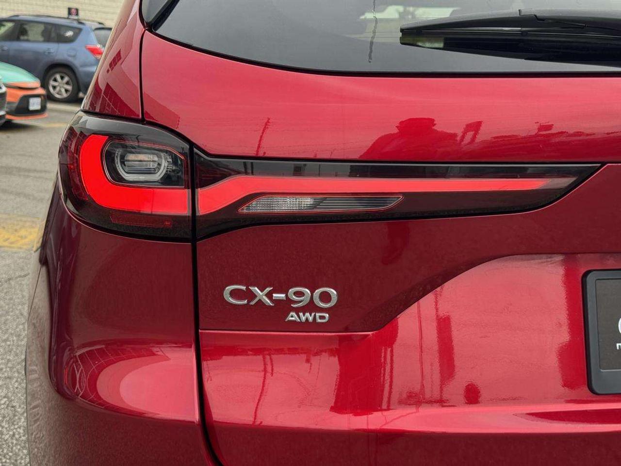 2024 Mazda CX-90 MHEV GT AWD CAPTAINS CHAIRS/ 2.99% RATE/ MUST SEE Photo