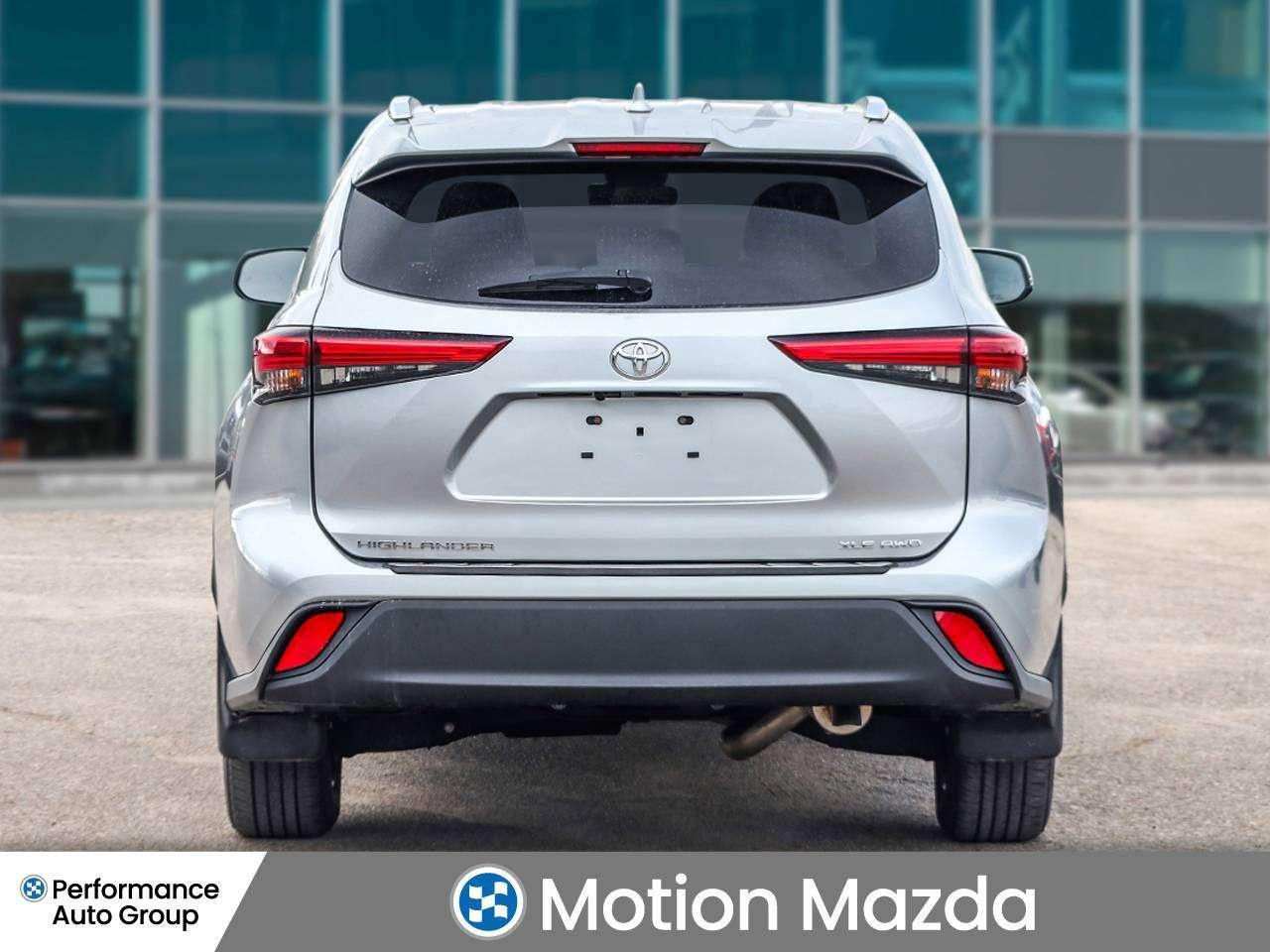 2020 Toyota Highlander NEW ARRIVAL LEATHER 8 PASS AWD LOCAL TRADE IN Photo