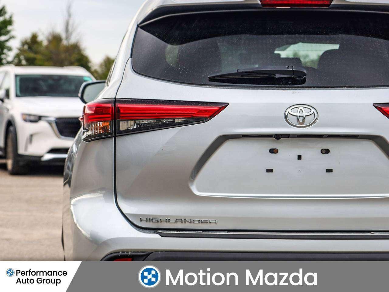 2020 Toyota Highlander NEW ARRIVAL LEATHER 8 PASS AWD LOCAL TRADE IN Photo