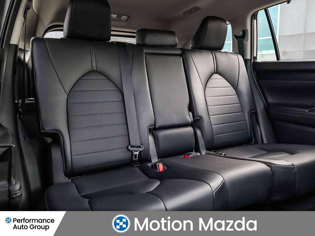 2020 Toyota Highlander NEW ARRIVAL LEATHER 8 PASS AWD LOCAL TRADE IN Photo