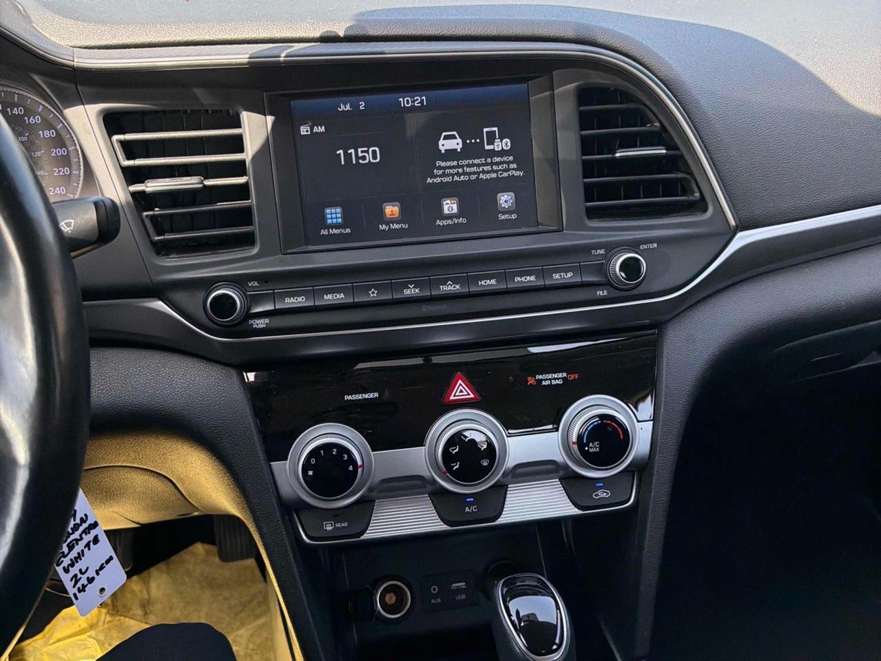 2019 Hyundai Elantra SEL Photo