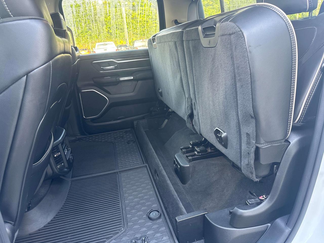 2020 RAM 1500 Laramie Photo
