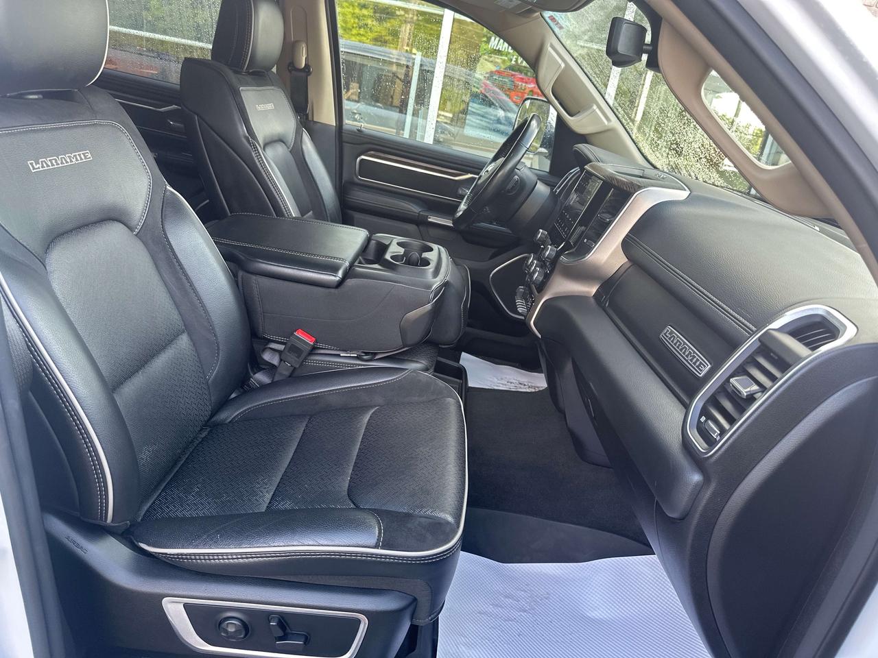 2020 RAM 1500 Laramie Photo