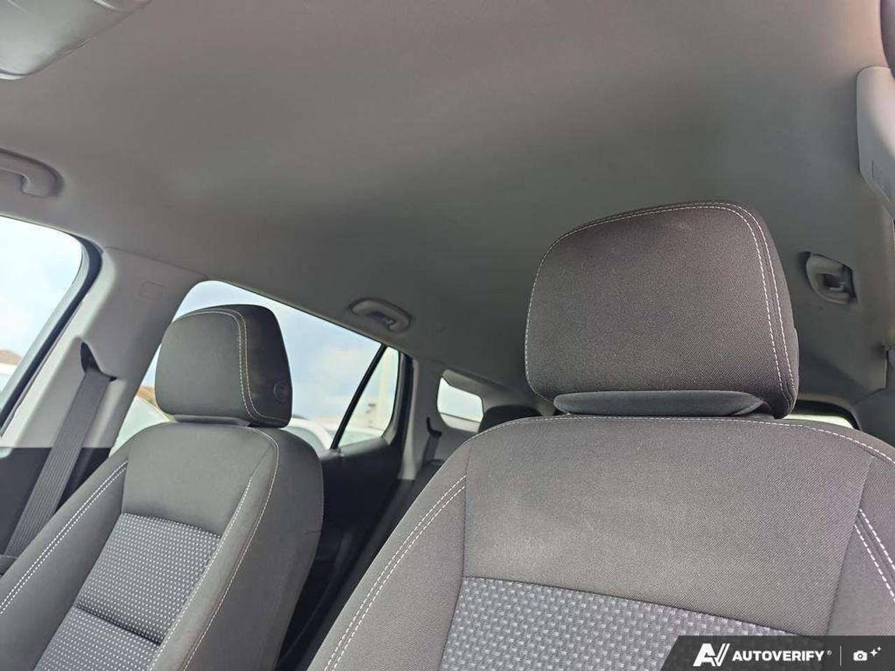 2024 GMC Terrain SLE   2 NEW TIRES   WELL MAINTAINED   NO CLAIMS Photo