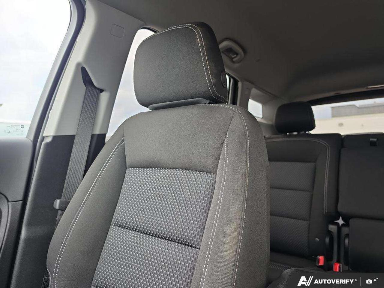 2024 GMC Terrain SLE   2 NEW TIRES   WELL MAINTAINED   NO CLAIMS Photo