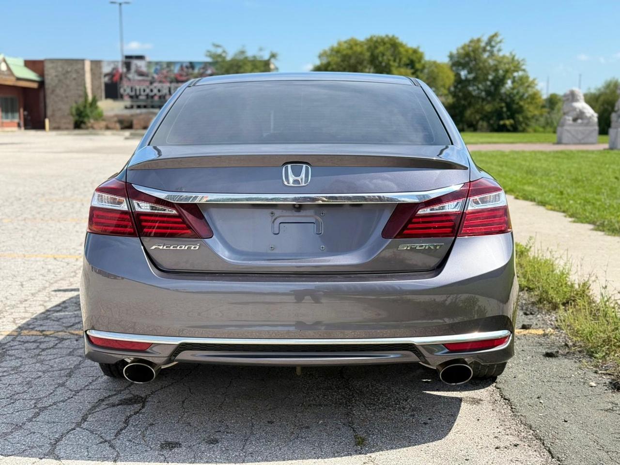 2016 Honda Accord Sport Photo