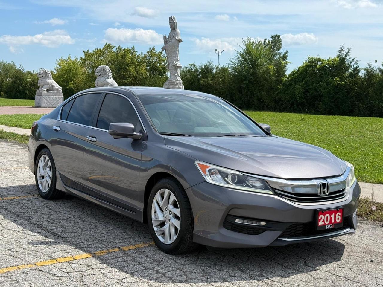 2016 Honda Accord Sport Photo
