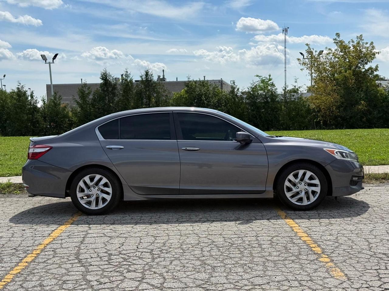 2016 Honda Accord Sport Photo