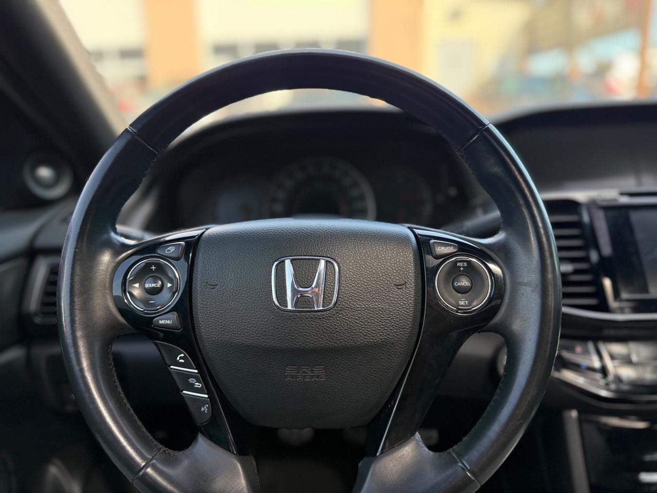 2016 Honda Accord Sport Photo