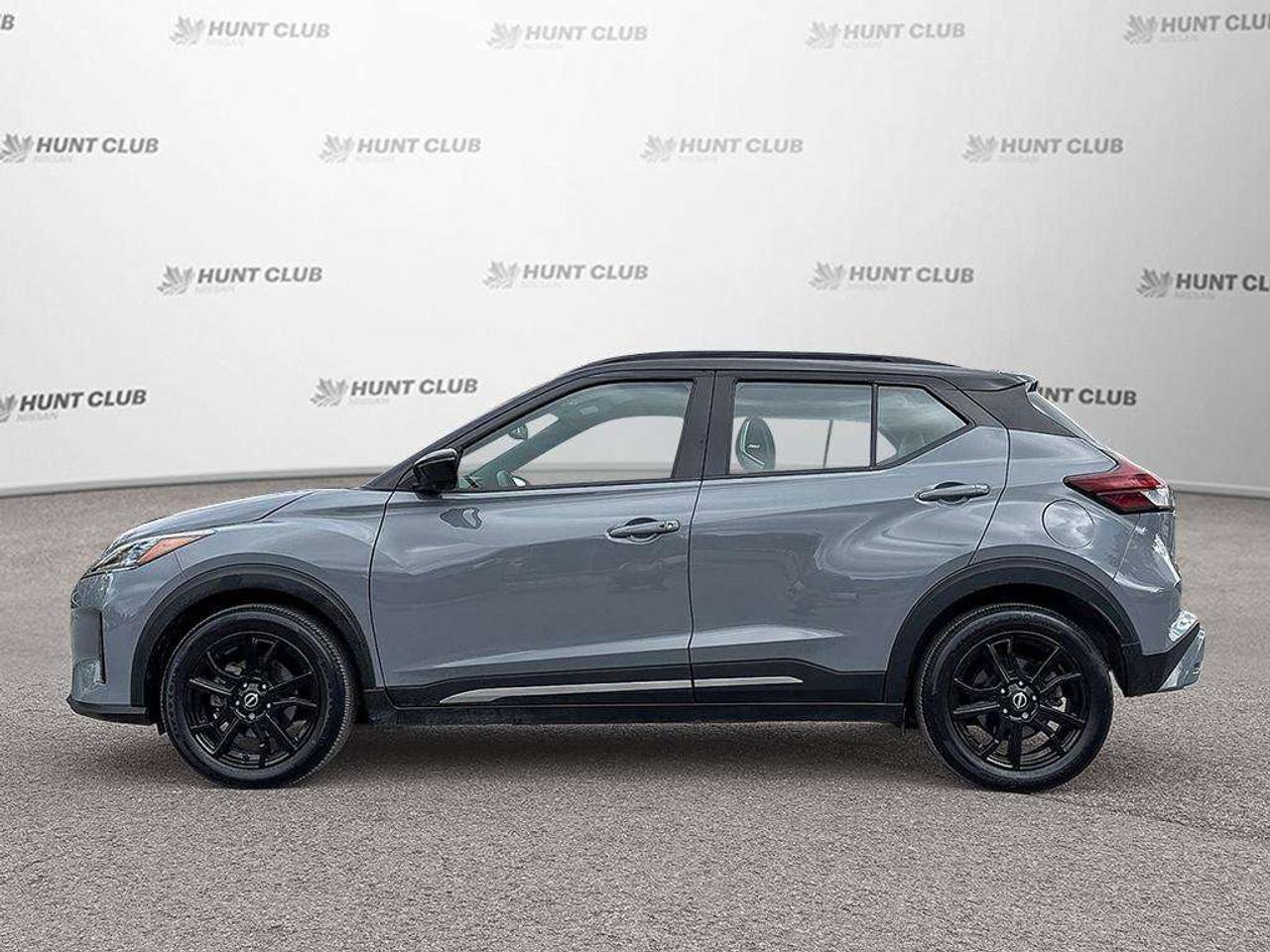 2024 Nissan Kicks SR Photo2