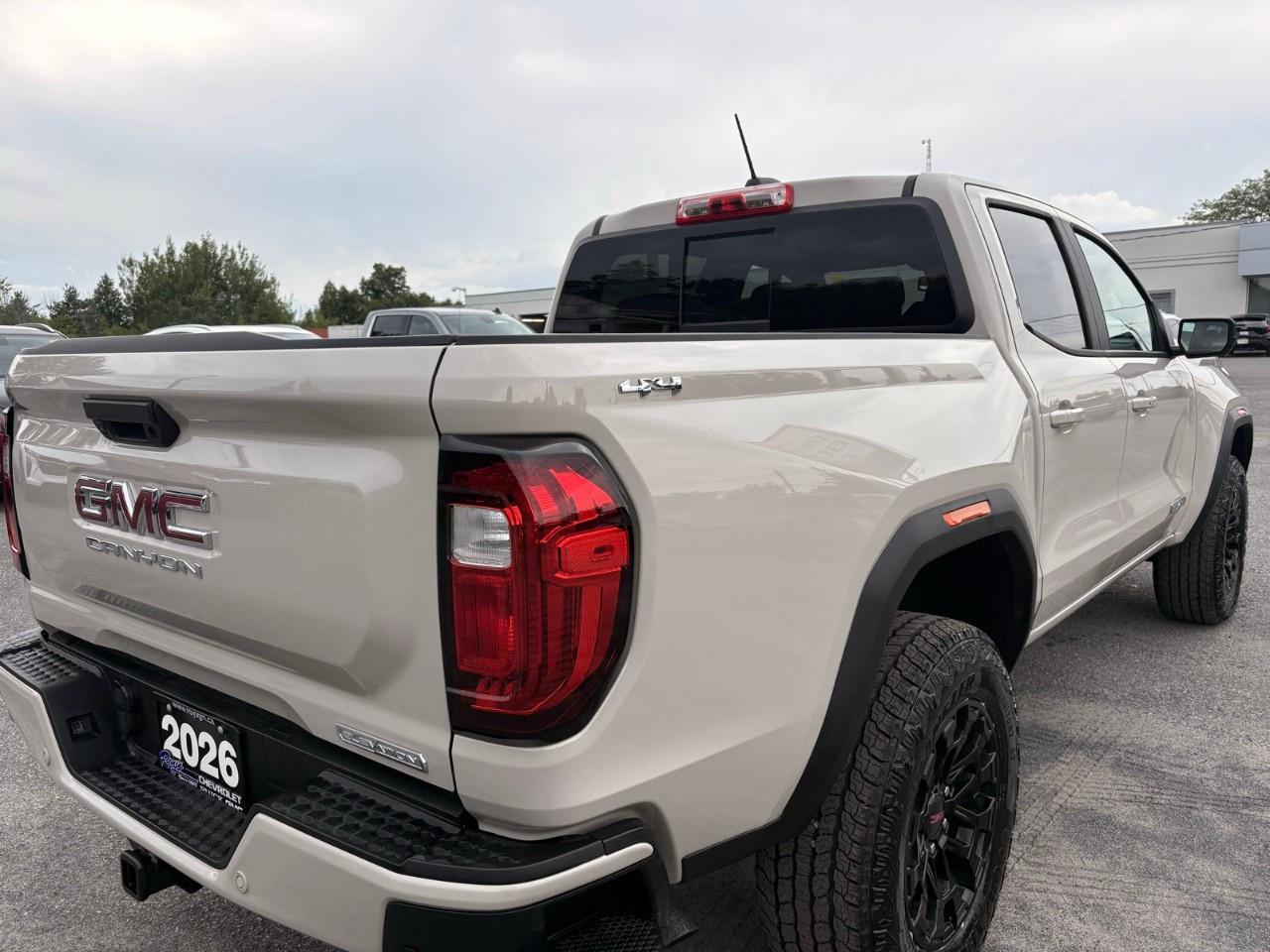 2026 GMC Canyon Crew Cab Short Box 4-Wheel Drive Elevation Photo