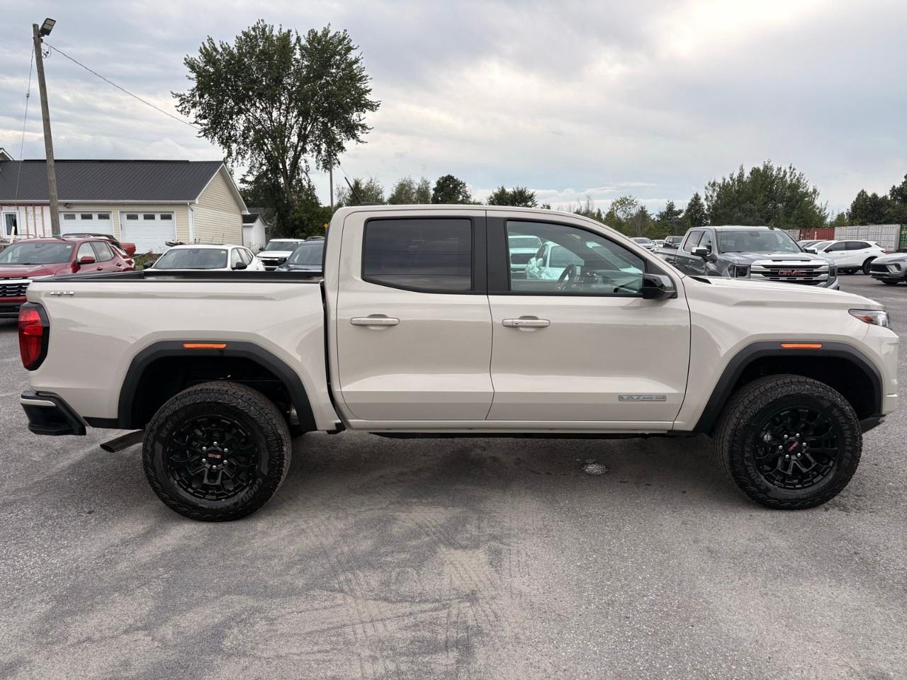 2026 GMC Canyon Crew Cab Short Box 4-Wheel Drive Elevation Photo