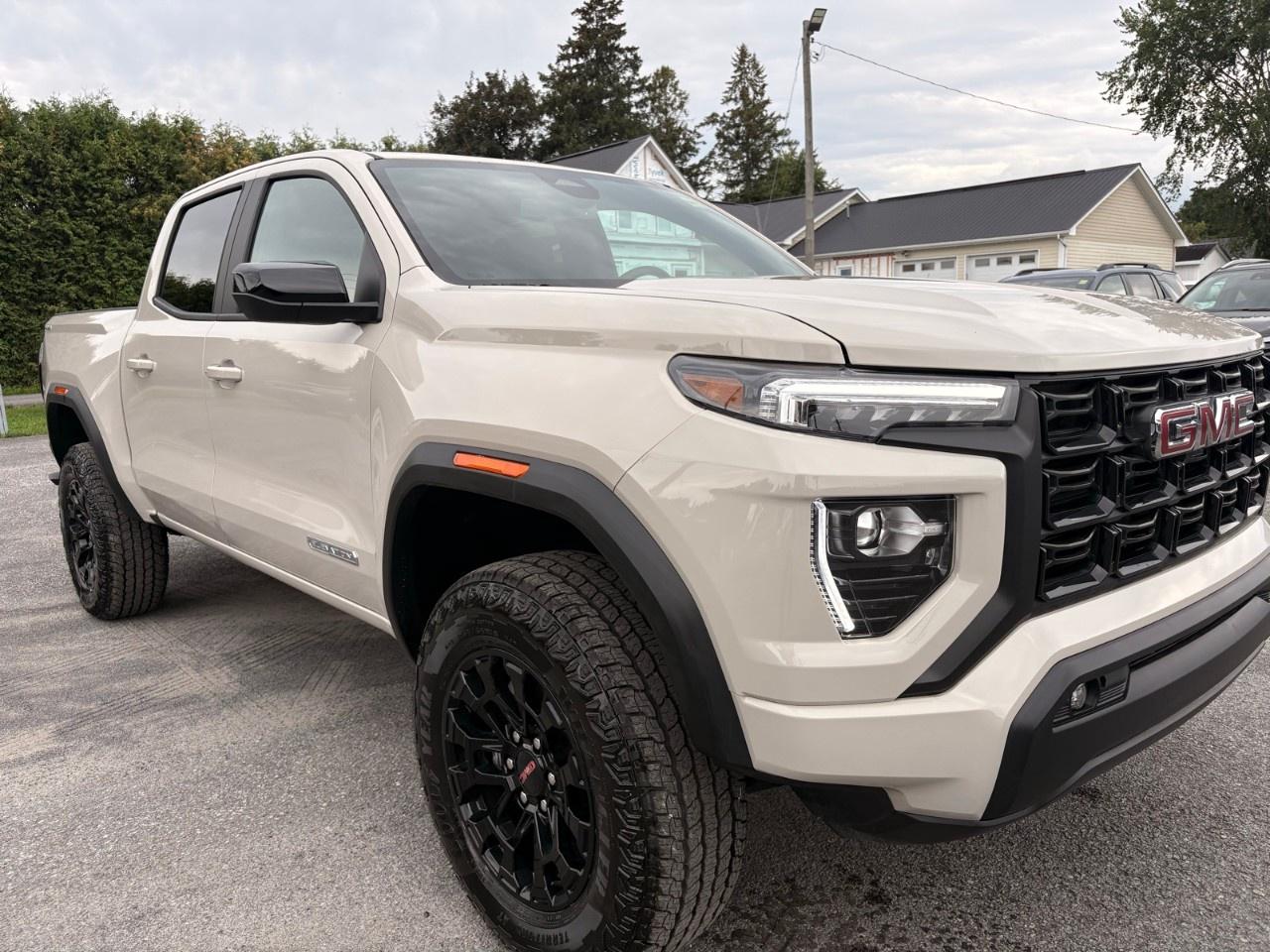 2026 GMC Canyon Crew Cab Short Box 4-Wheel Drive Elevation Photo