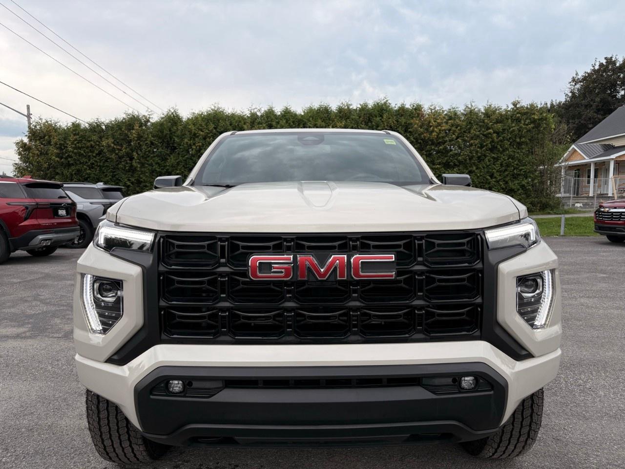 2026 GMC Canyon Crew Cab Short Box 4-Wheel Drive Elevation Photo