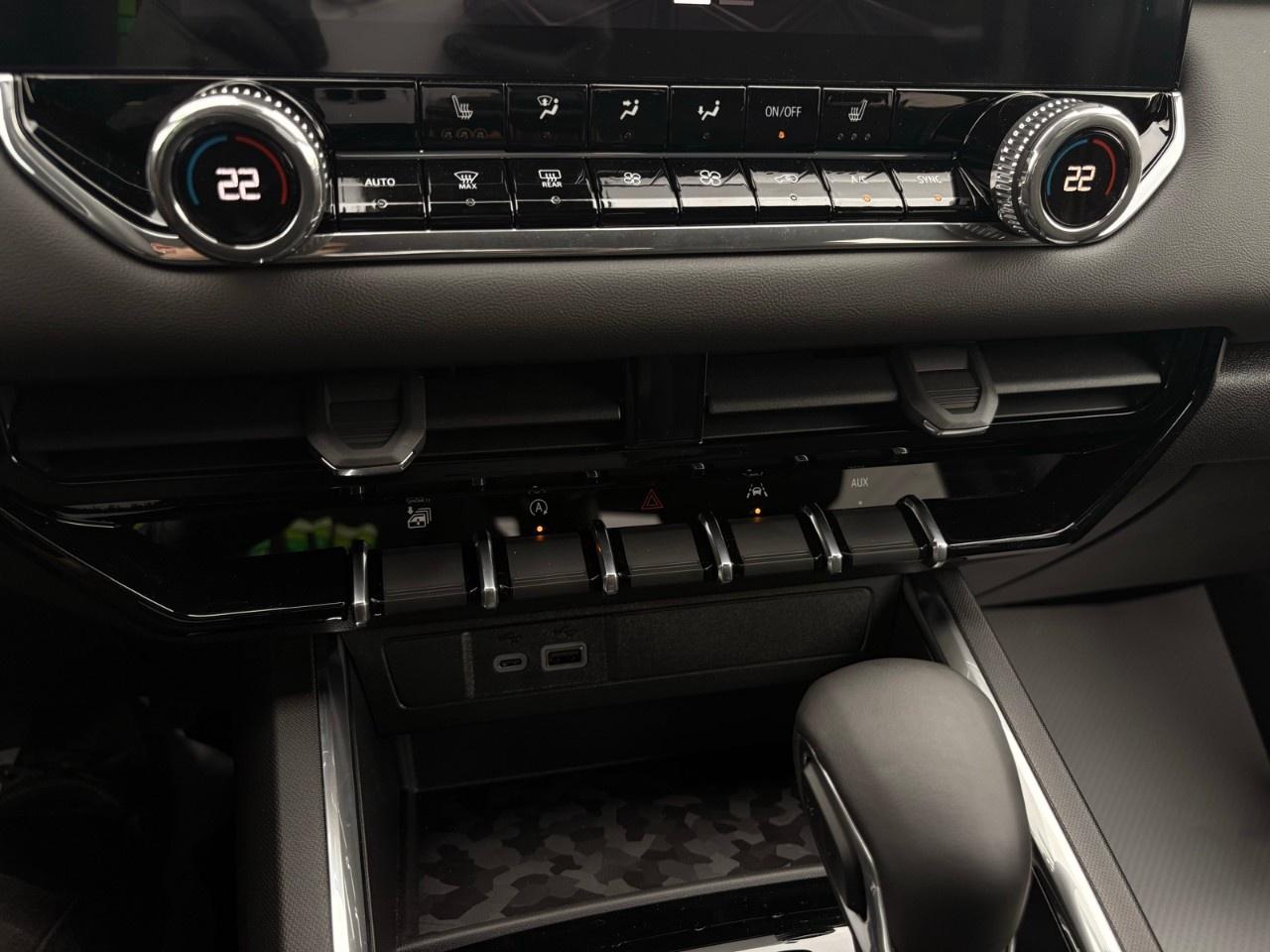 2026 GMC Canyon Crew Cab Short Box 4-Wheel Drive Elevation Photo
