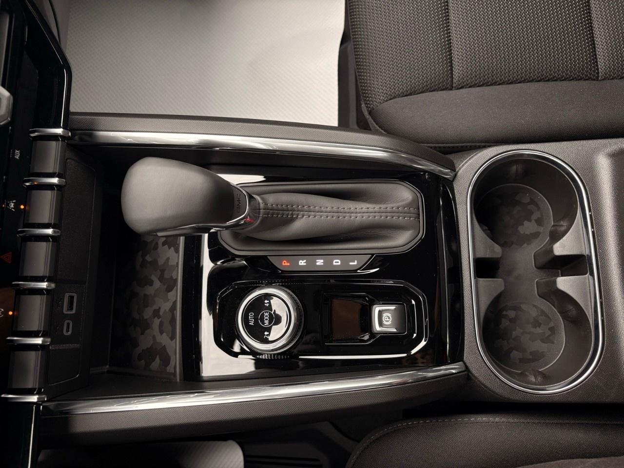 2026 GMC Canyon Crew Cab Short Box 4-Wheel Drive Elevation Photo