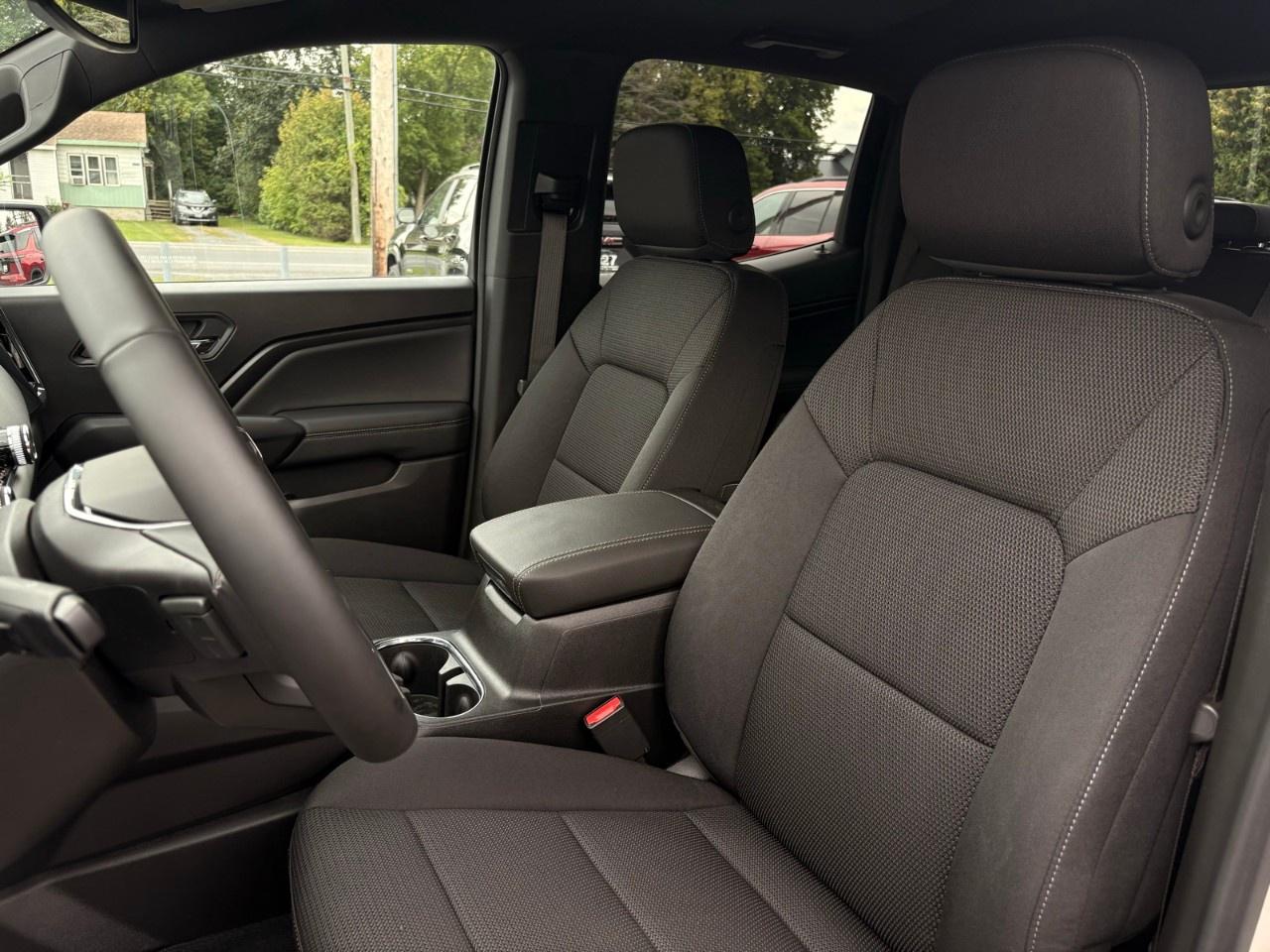2026 GMC Canyon Crew Cab Short Box 4-Wheel Drive Elevation Photo