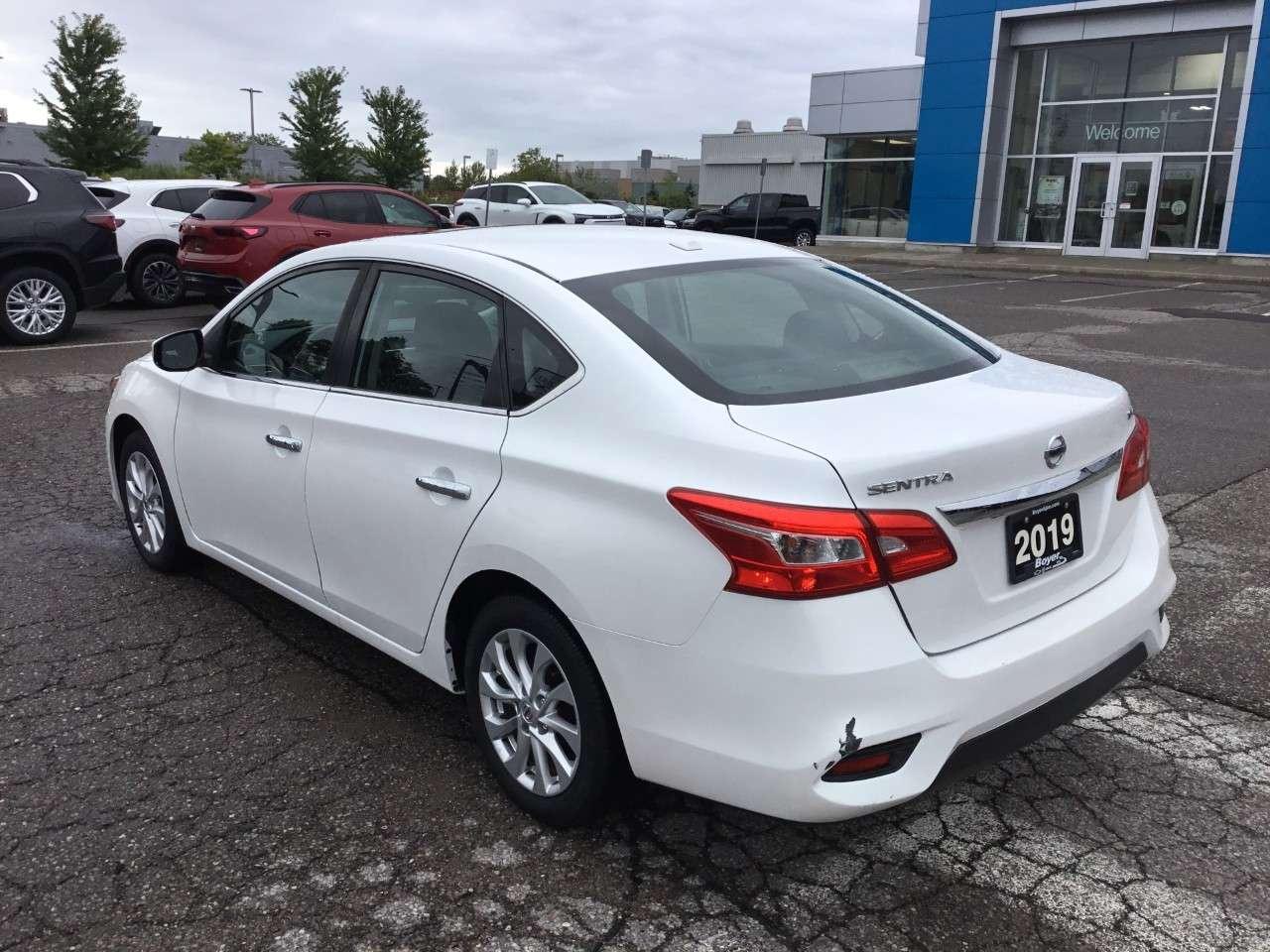 2019 Nissan Sentra 1.8 SV Photo