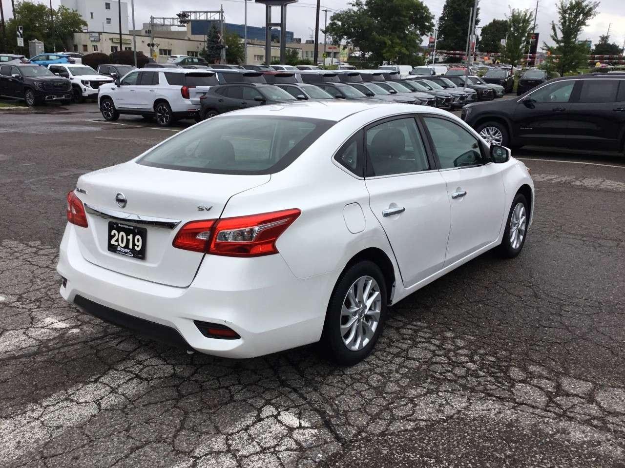 2019 Nissan Sentra 1.8 SV Photo4