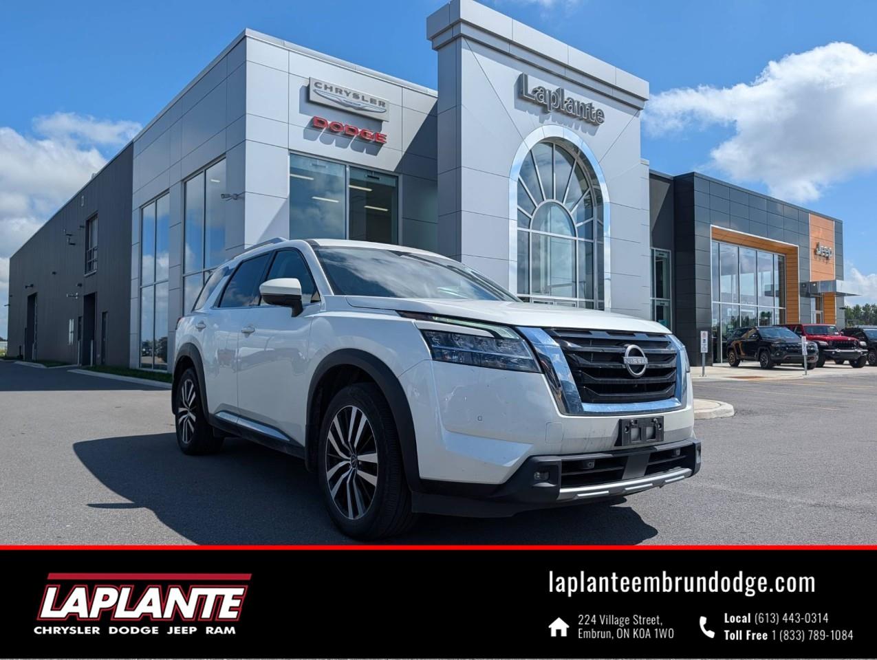 2024 Nissan Pathfinder Platinum 7-seater SUV   Local Trade Photo0