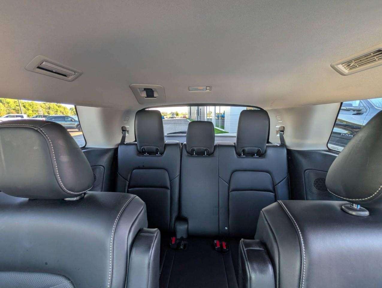 2024 Nissan Pathfinder Platinum 7-seater SUV   Local Trade Photo