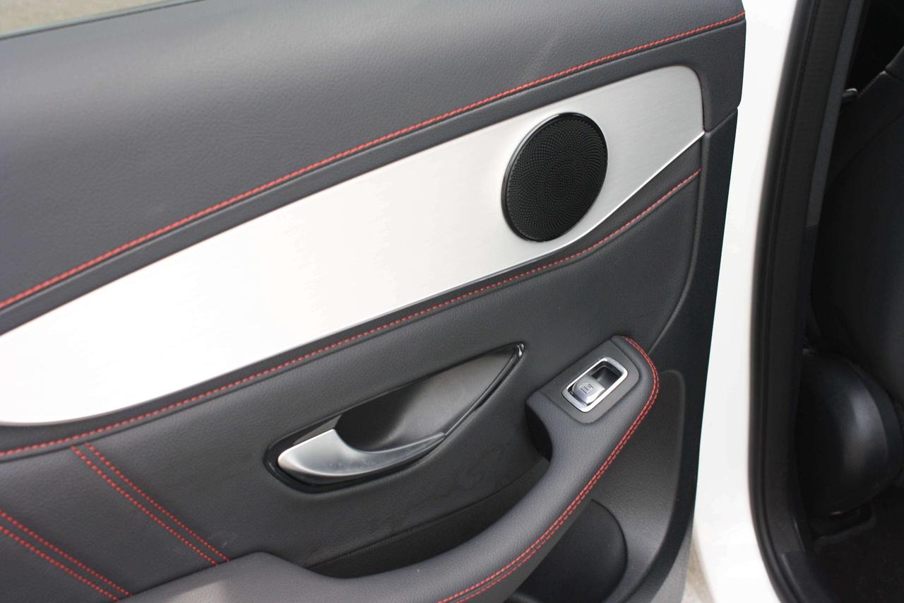 2023 Mercedes-Benz GLC AMG / Twin-Turbo V6 / 4MATIC / Heated Seats Photo