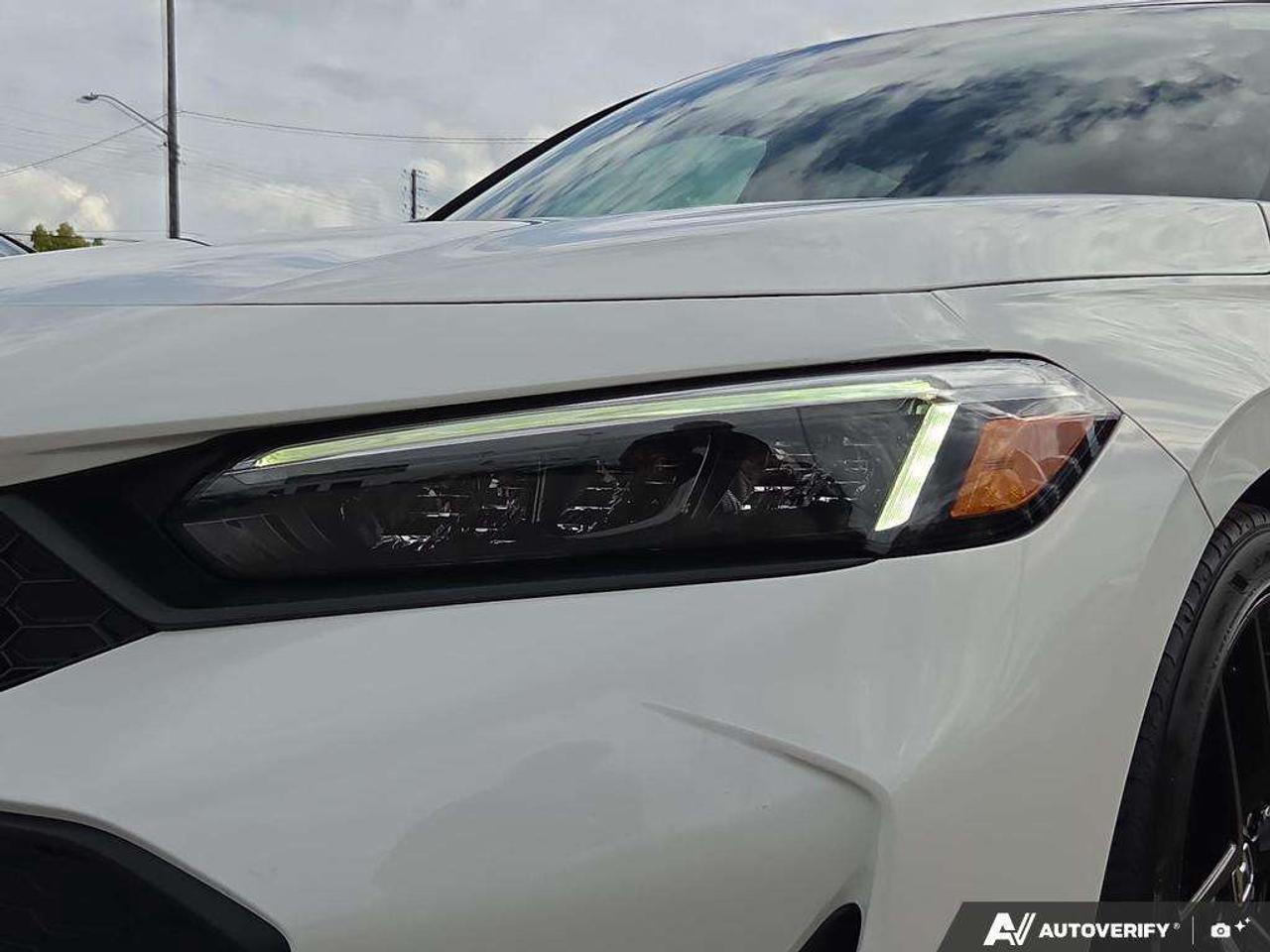 2025 Honda Civic Sport   NO CLAIMS   ONE OWNER   CARPLAY Photo
