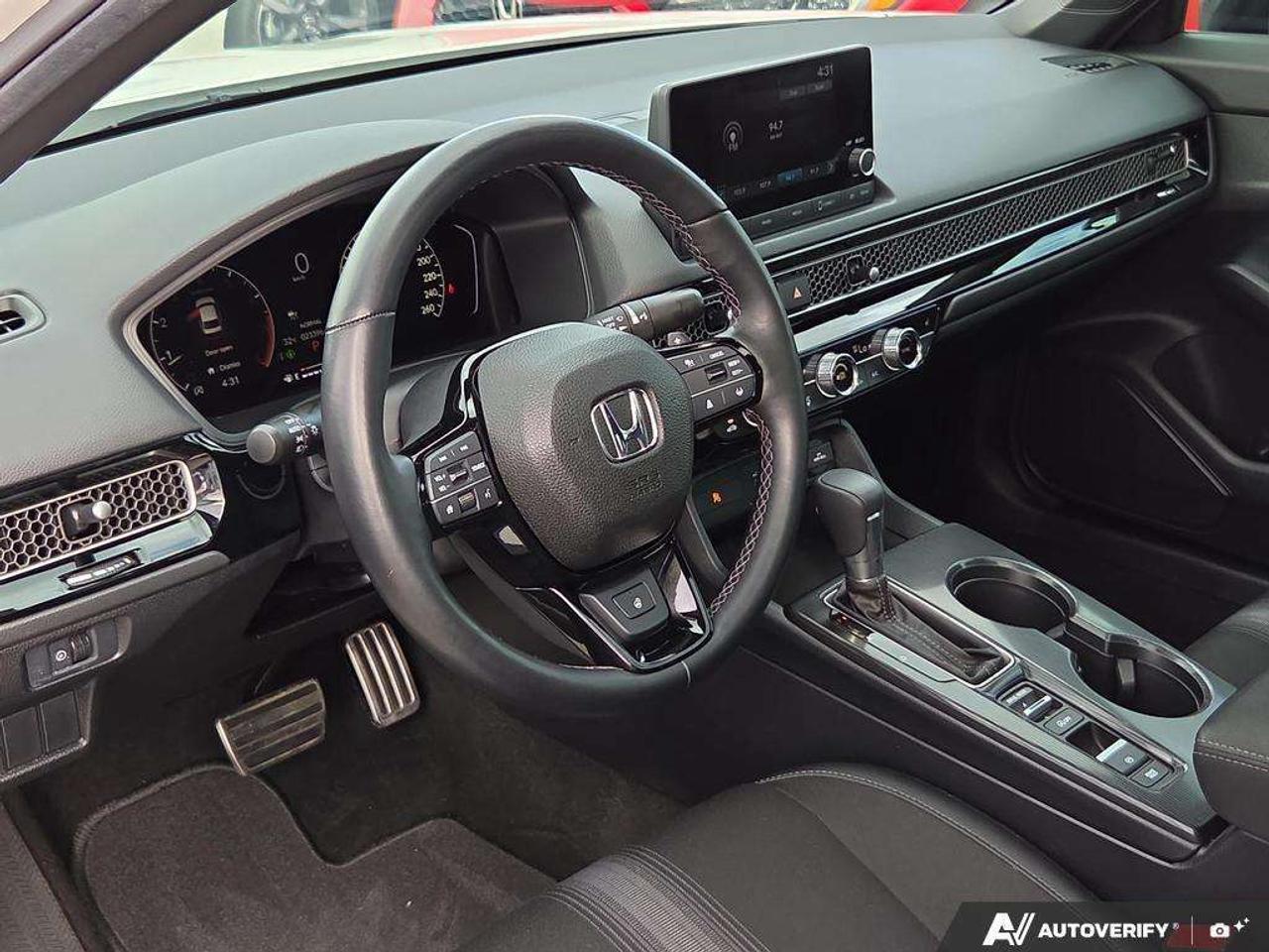 2025 Honda Civic Sport   NO CLAIMS   ONE OWNER   CARPLAY Photo