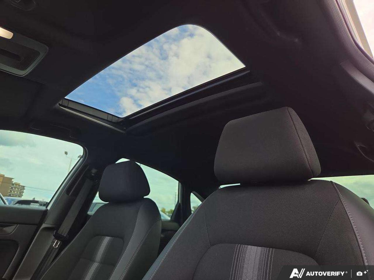 2025 Honda Civic Sport   NO CLAIMS   ONE OWNER   CARPLAY Photo