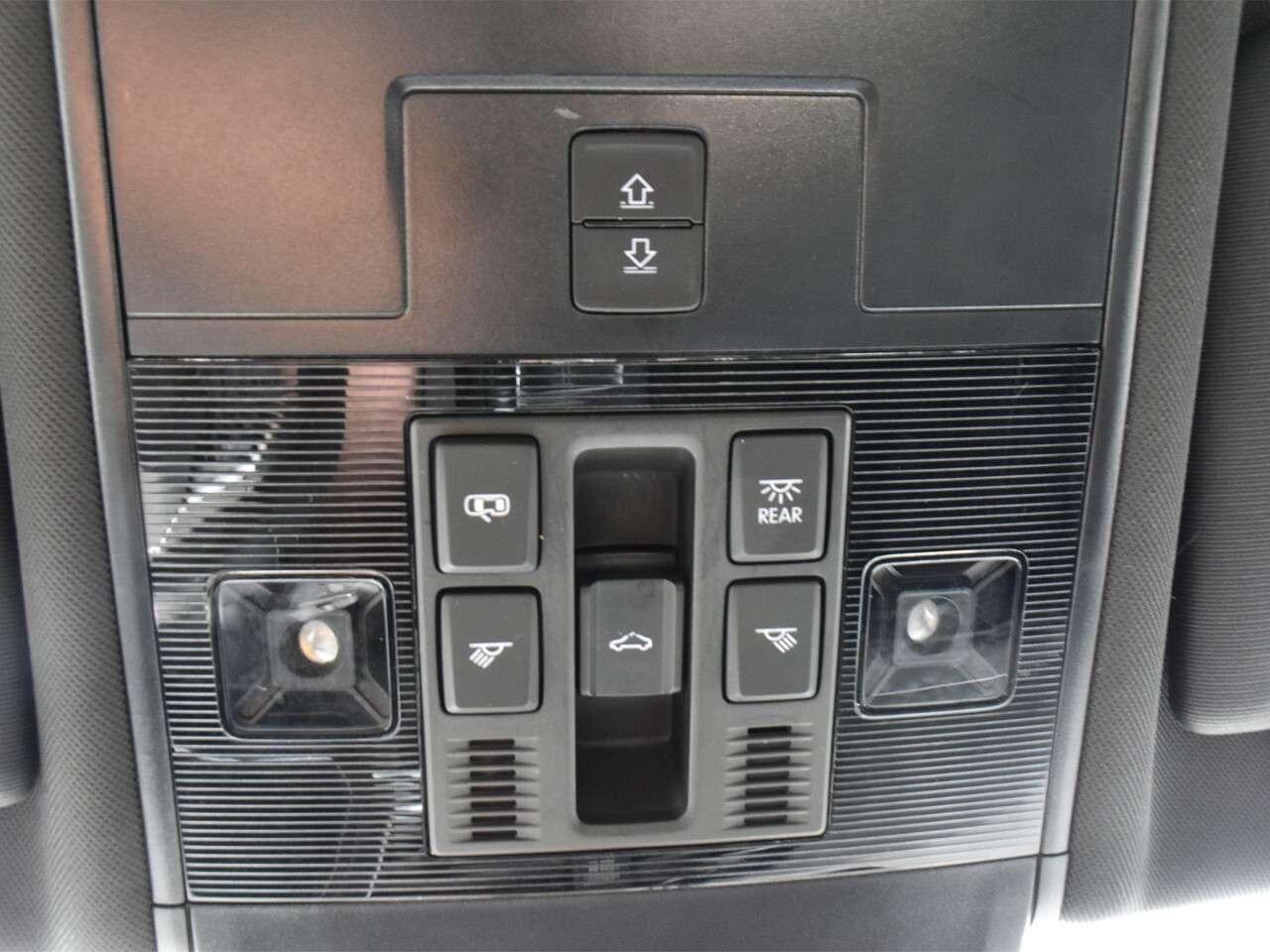 2024 Volkswagen Tiguan AWD, 3 ROW, APPLE CARPLAY Photo