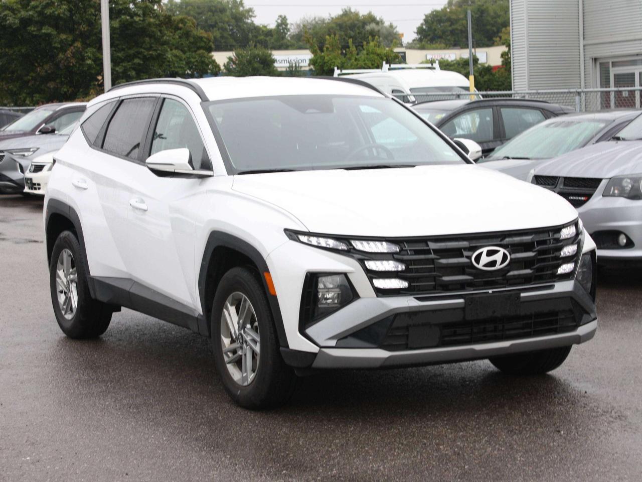 2026 Hyundai Tucson Preferred / Heated Wheel / Blind Spot / CarPlay Photo2