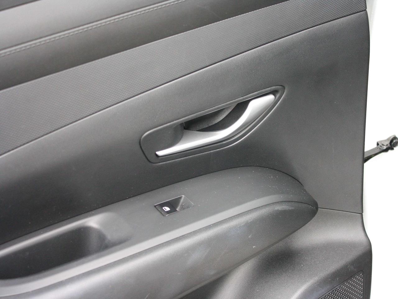 2026 Hyundai Tucson Preferred / Heated Wheel / Blind Spot / CarPlay Photo