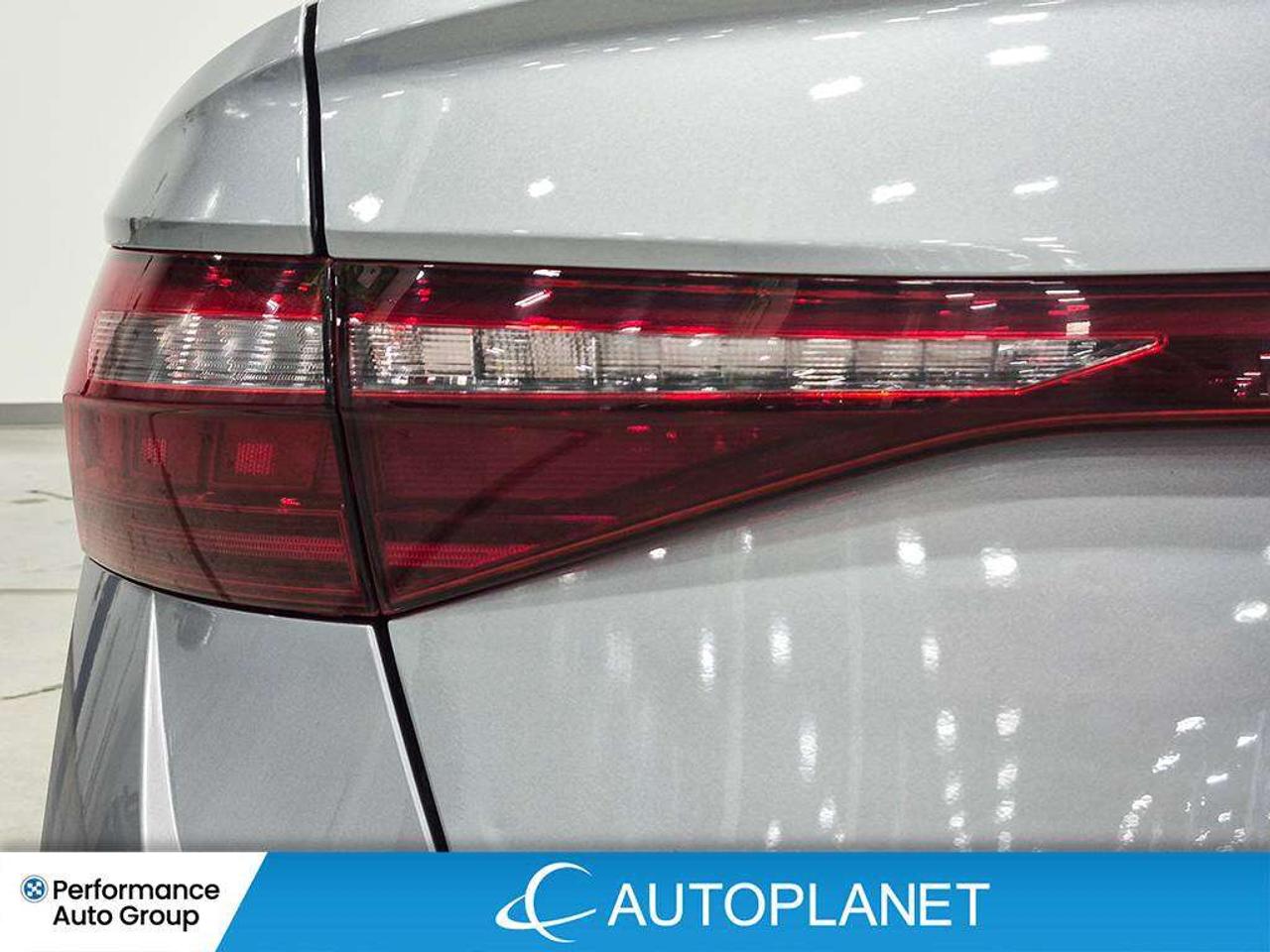 2025 Volkswagen Jetta Comfortline, Sunroof, Back Up Cam, Apple CarPlay! Photo