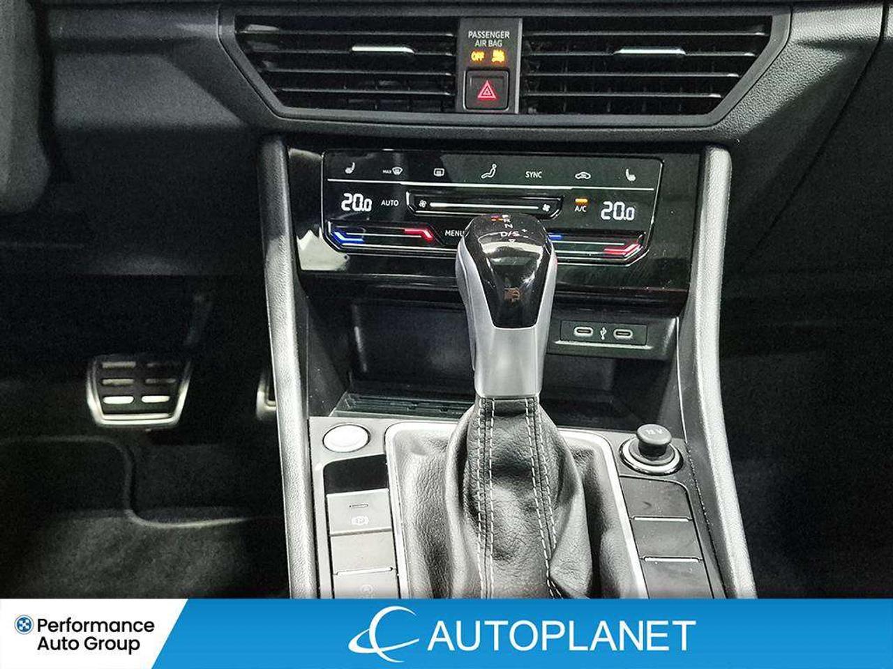 2025 Volkswagen Jetta Comfortline, Sunroof, Back Up Cam, Apple CarPlay! Photo