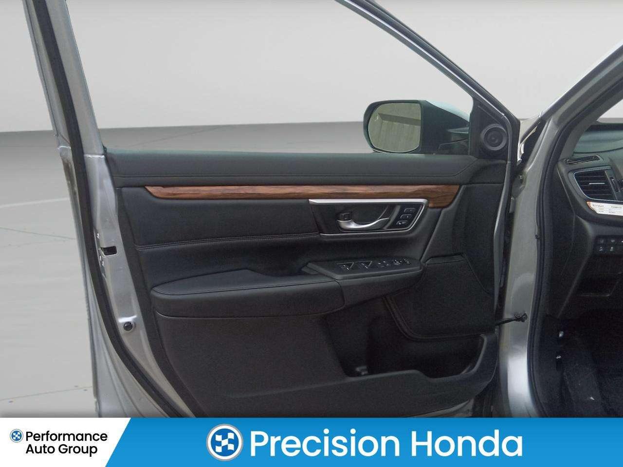 2021 Honda CR-V Touring NAVIGATION LEATHER SUNROOF Photo