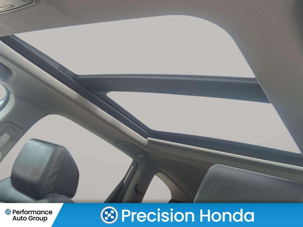 2021 Honda CR-V Touring NAVIGATION LEATHER SUNROOF Photo