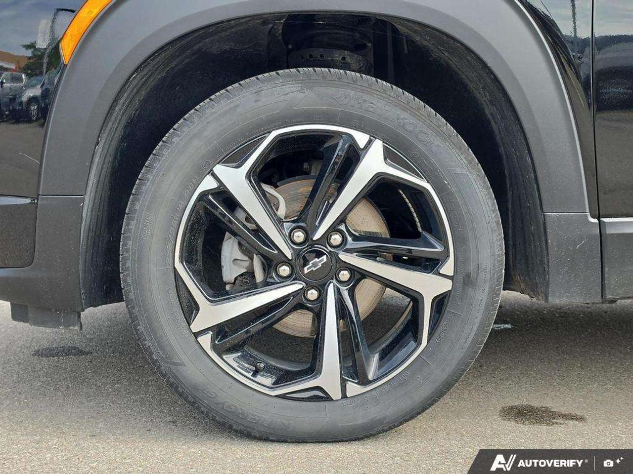 2023 Chevrolet TrailBlazer RS   NO CLAIMS   PANO ROOF   PWR TAILGATE Photo