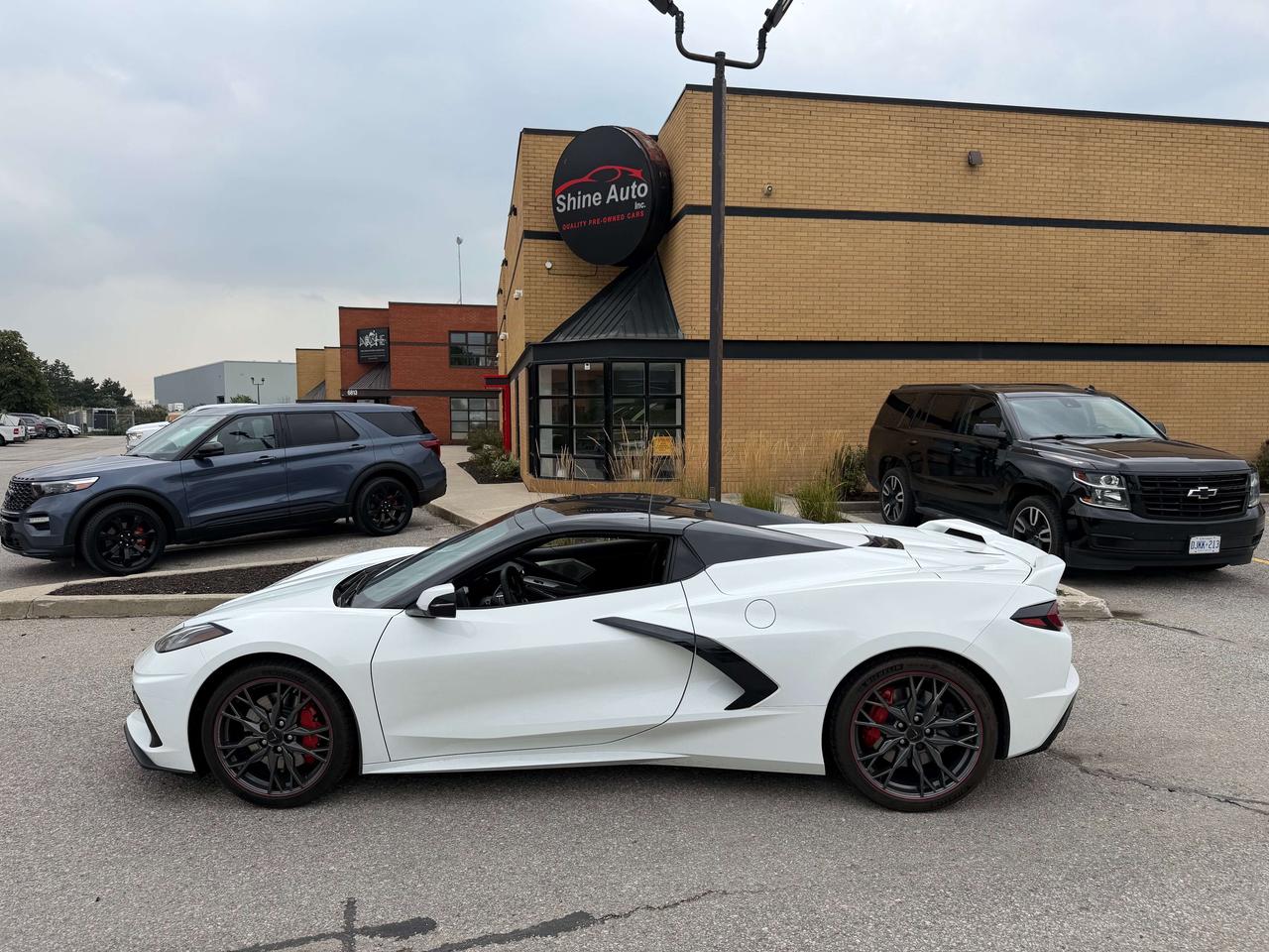 2024 Chevrolet Corvette 3LT Z51 Convertible 1 Owner Clean Carfax Photo