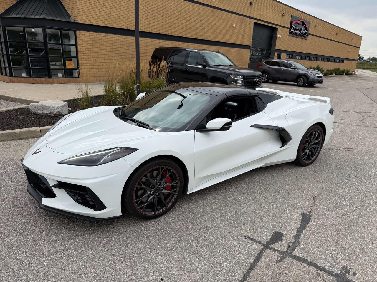 2024 Chevrolet Corvette 3LT Z51 Convertible 1 Owner Clean Carfax Photo