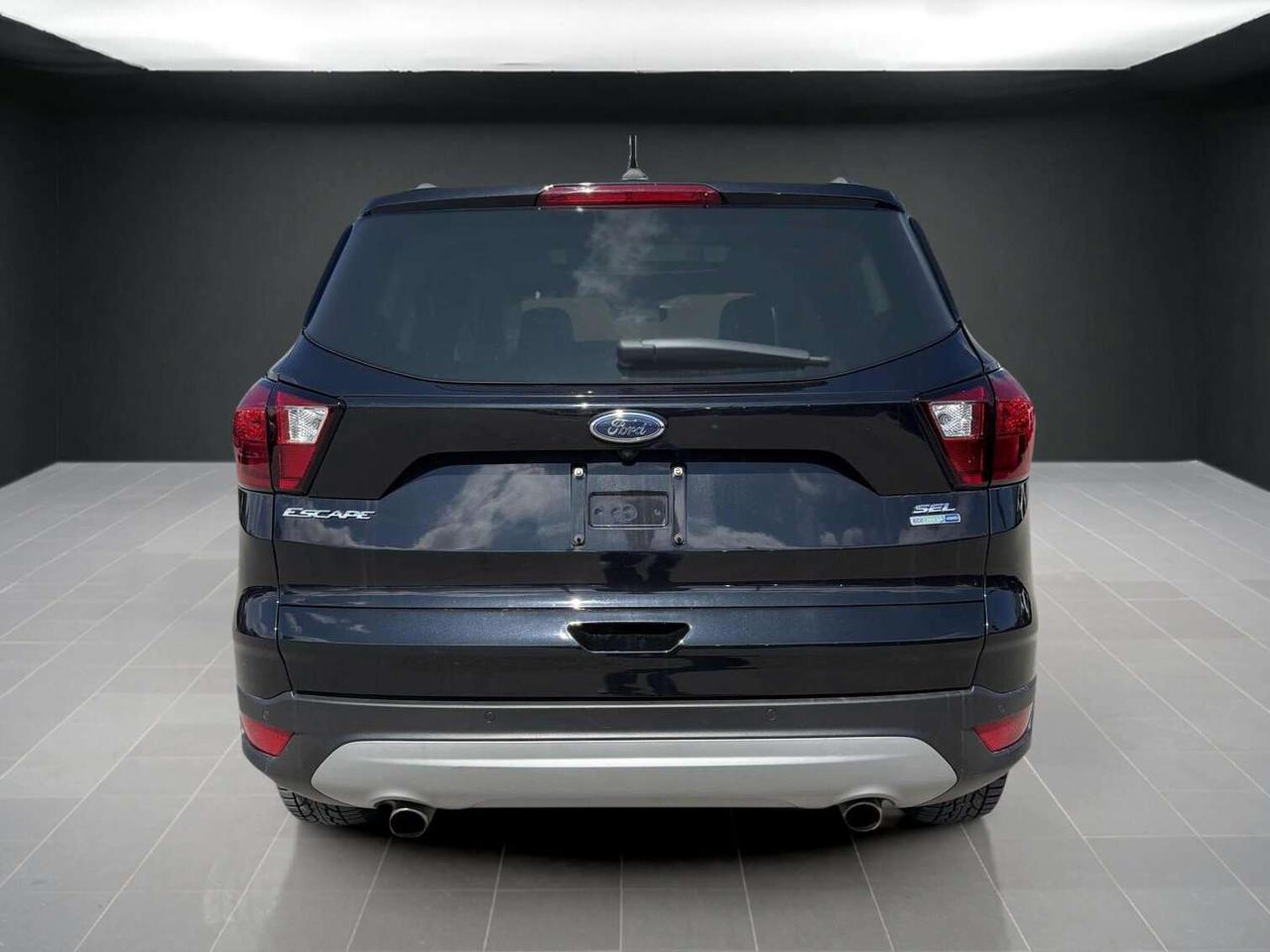 2019 Ford Escape SEL   PANO SUNROOF   LEATHER   HTD SEATS Photo
