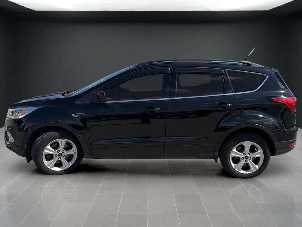 2019 Ford Escape SEL   PANO SUNROOF   LEATHER   HTD SEATS Photo