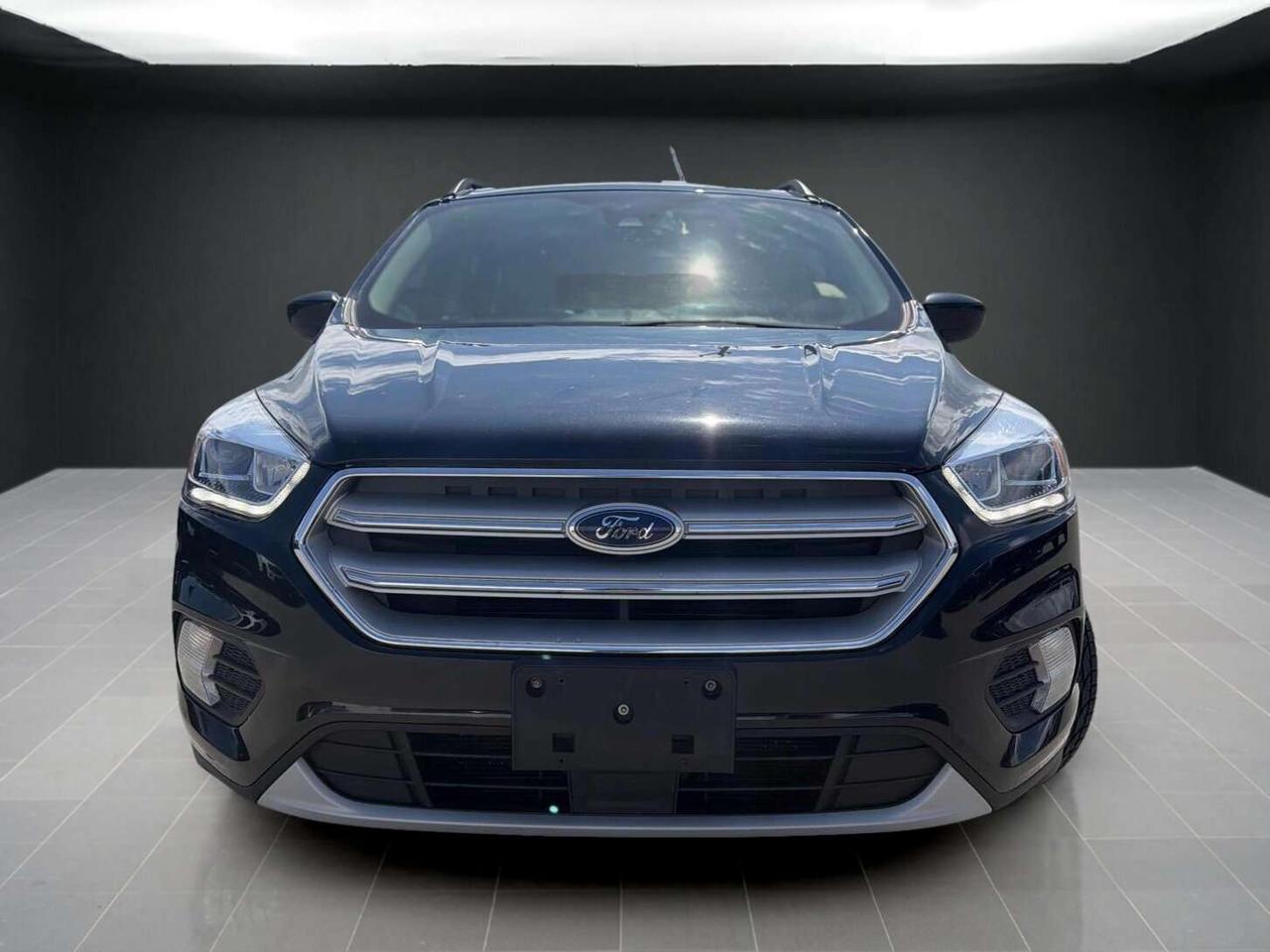 2019 Ford Escape SEL   PANO SUNROOF   LEATHER   HTD SEATS Photo3