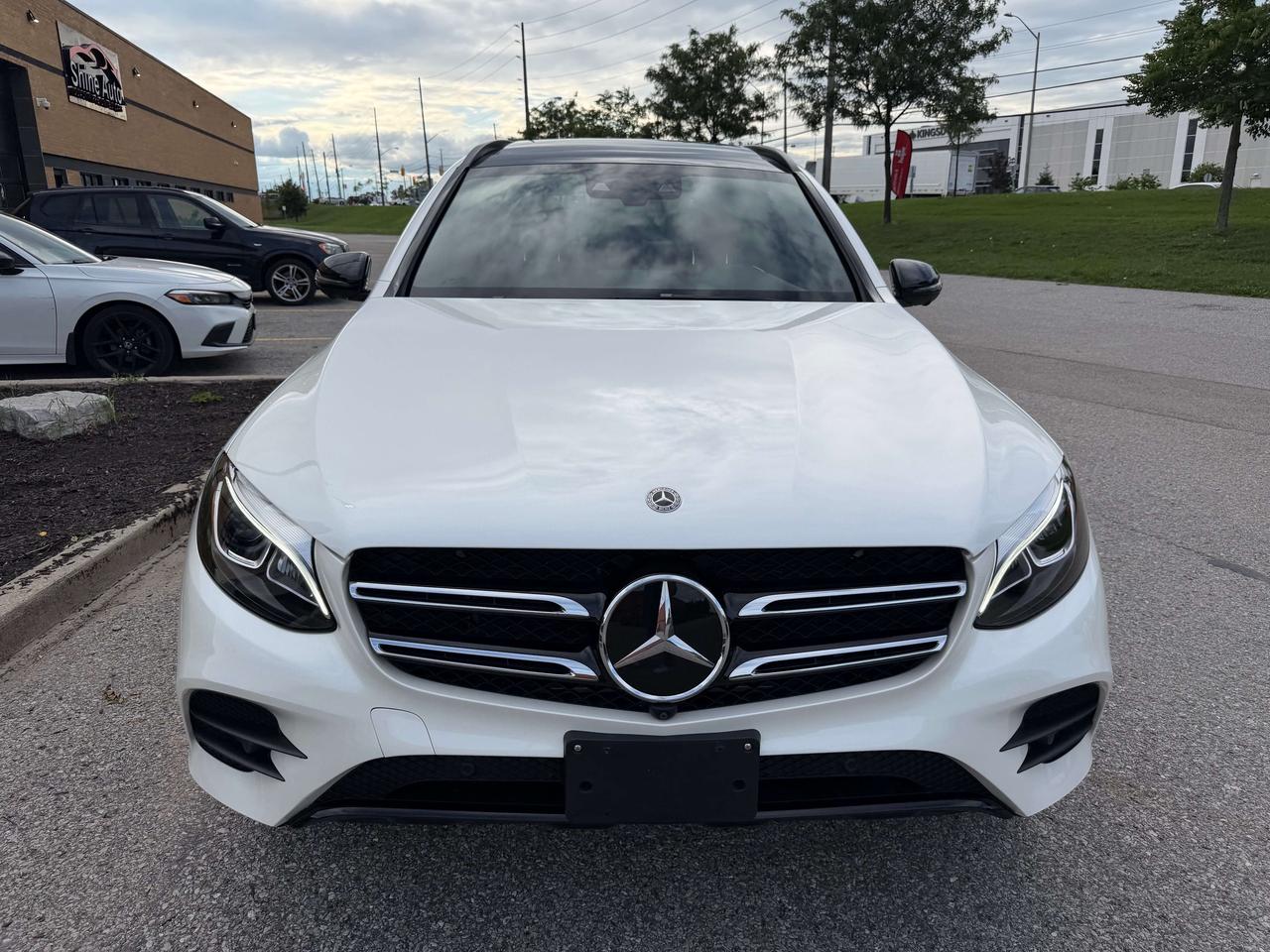 2019 Mercedes-Benz GLC AMG IDP LEATHER PANORAMIC ROOF BLIND SPOT Photo4