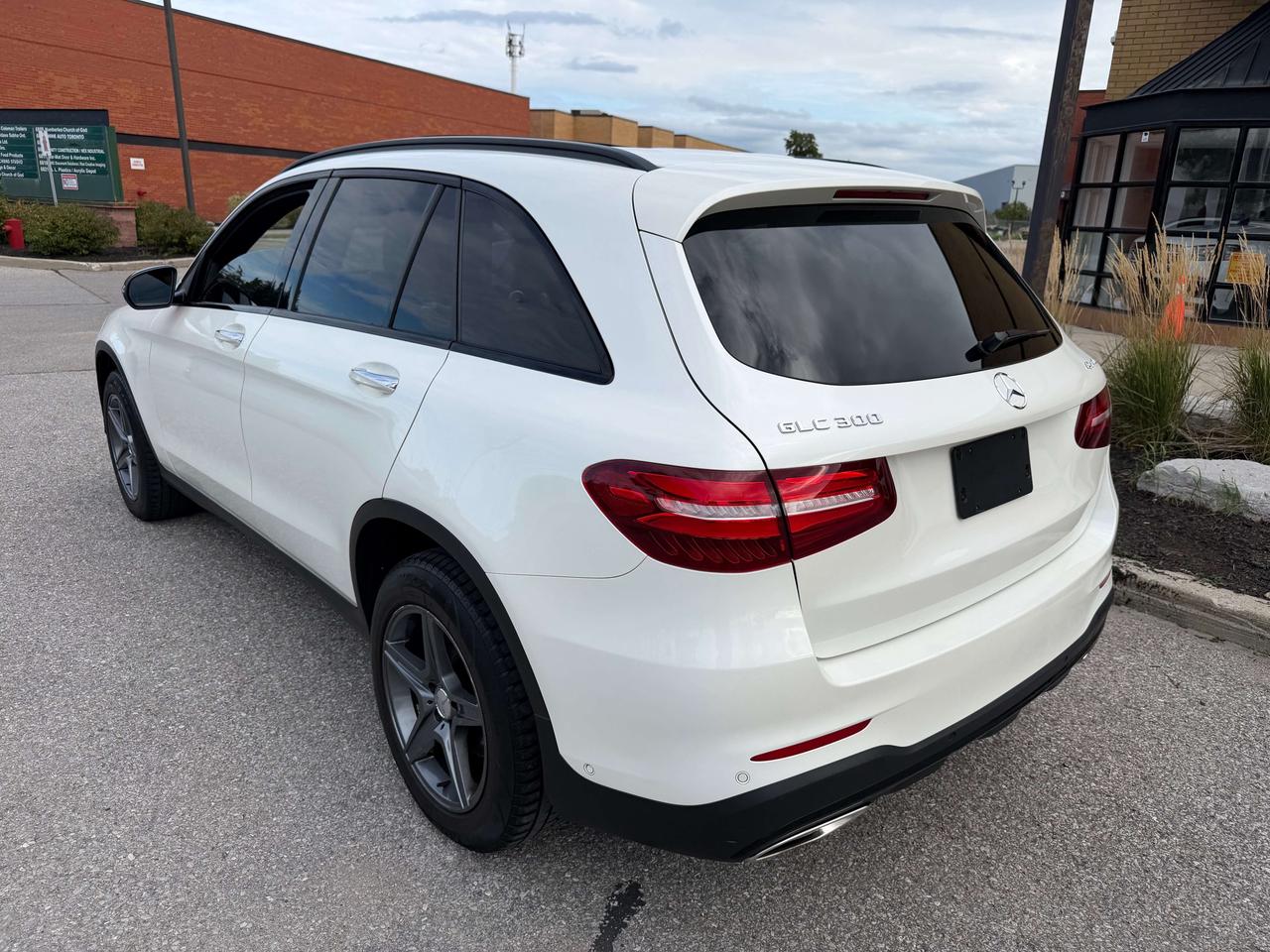 2019 Mercedes-Benz GLC AMG IDP LEATHER PANORAMIC ROOF BLIND SPOT Photo