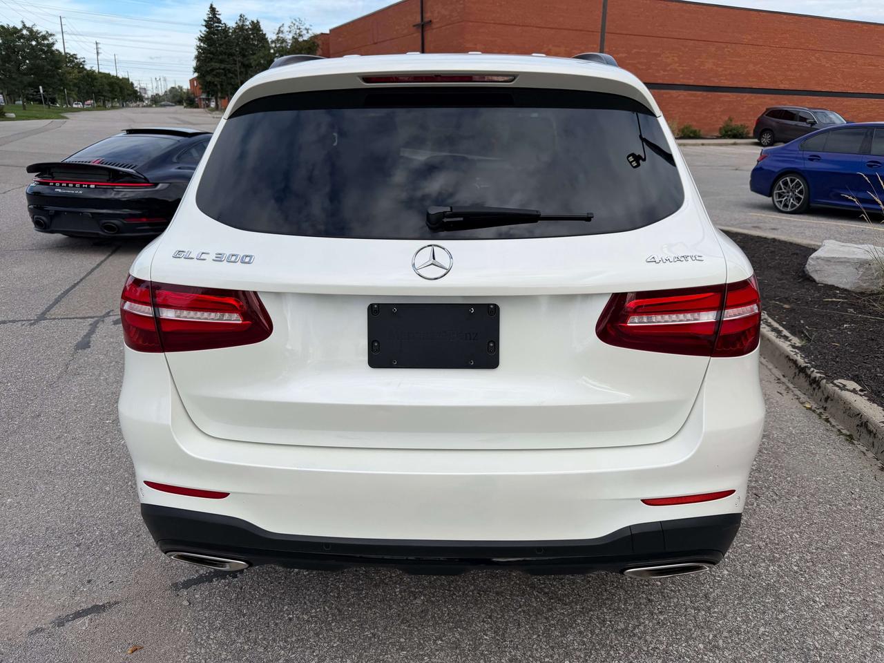 2019 Mercedes-Benz GLC AMG IDP LEATHER PANORAMIC ROOF BLIND SPOT Photo