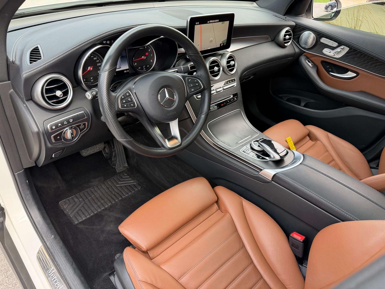 2019 Mercedes-Benz GLC AMG IDP LEATHER PANORAMIC ROOF BLIND SPOT Photo