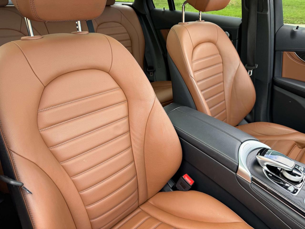 2019 Mercedes-Benz GLC AMG IDP LEATHER PANORAMIC ROOF BLIND SPOT Photo